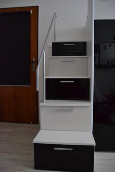 Patrová postel se skříní a psacím stolem - 2