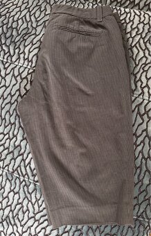 Dámské elegantní kraťasy DKNY vel L - 2