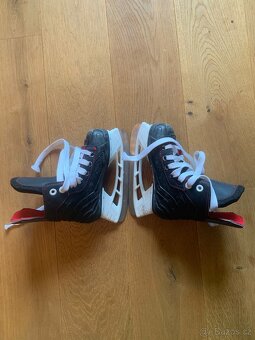 Bauer NS Skate- YTH - 2