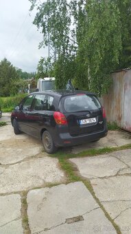 Corolla verso - 2