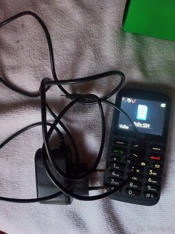 Telefon pro seniory DORO 1370 - 2