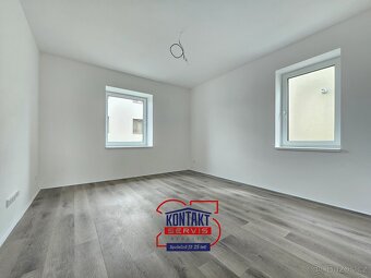 Pronájem nově rekonstruovaného bytu 3+kk, 53 m2 - České Budě - 2