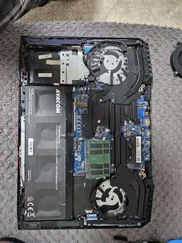 GTX 1660Ti / 32GB/ 144Hz / i5-9300H HP Omen.. 15dc15xxx - 2