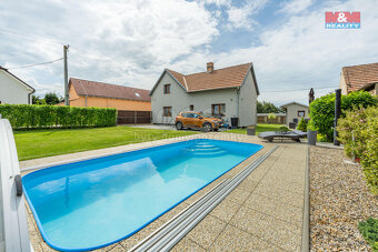 Prodej rodinného domu 6+kk, 180 m², Čečelice, ul. Hřbitovní - 2