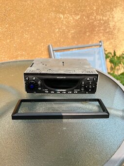 Autorádio Blaupunkt Bologna C50 - 2