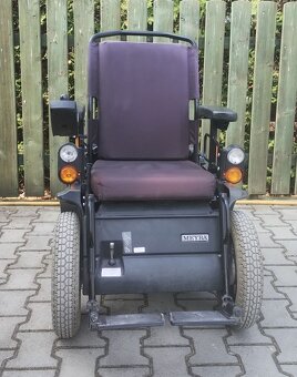 Elektrický invalidní vozík Meyra Optimus 1. - 2