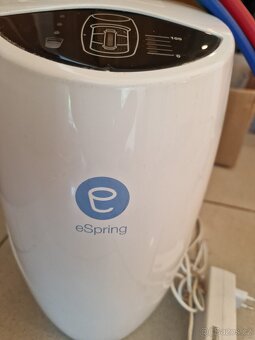 Filtr a vodu eSpring funkční - 2