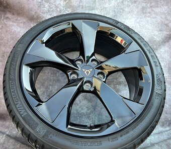 Originální Alu kola Seat Leon Cupra 225/40/18 DOT24 - 2