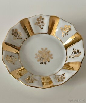 Porcelánový zlacený talířek/miska - 2