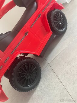 Odrážedlo s vodící tyčí Mercedes Benz G-Class červene - 2