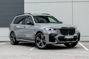 BMW X7 M50i/ xDrive/ M-Paket/ Laser/ Adaptívny tem./6 miest/ - 2