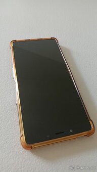 Telefon Sony Xperia L3 - 2