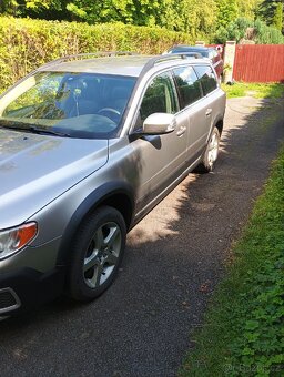 Volvo XC70 2.4 D5 - 2
