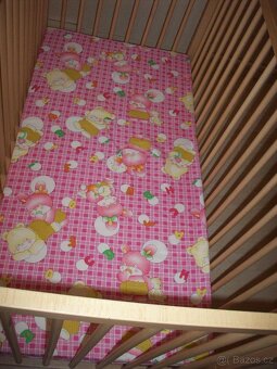 dětská postýlka s matrací - 2