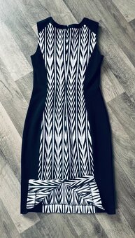 Pouzdrové šaty Calvin Klein - 2