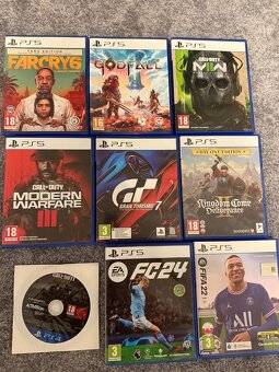 PS5 s mechanikou + 9 her + 1 ovladač - 2