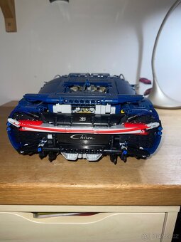 Stavebnice bugatti chiron - 2