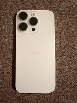 Prodám Apple iphone 15 Pro 265 GB - 2