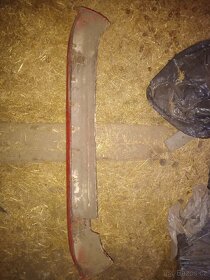 Porsche 924 zadní nárazník - 2