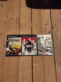 PS3 hry a ovladače - 2