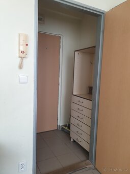Pronájem bytu 1+kk Povel - 2