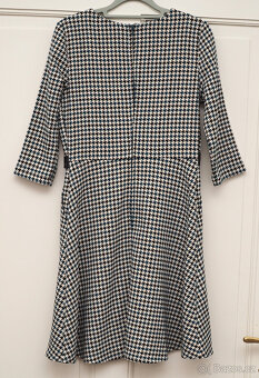 vzorované šaty Orsay S/36 - 2