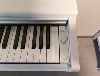 Pianino Yamaha - 2