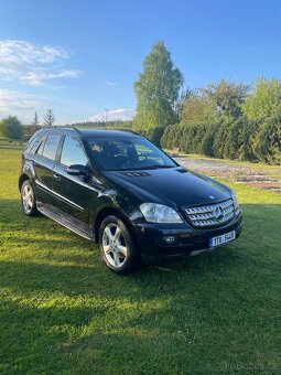 Mercedes Benz ML 320 - 2