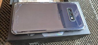 Samsung S10e - 2