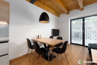 Prodej luxusního mezonetový bytu 3+KK s terasou a parkováním - 2