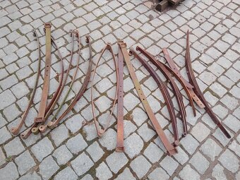 Nabízím listová péra na  kočár za koně - 2