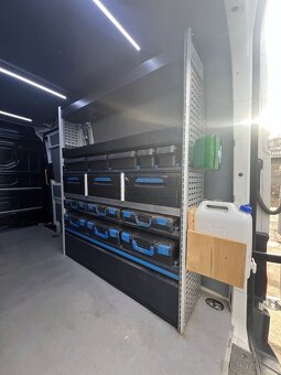VESTAVBA SORTIMO - VW CRAFTER - 2