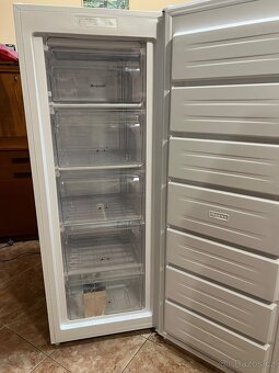 Mrazak Brandt 5 zasuvek - 2