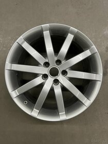 "19" OEM kola Aston Martin 10 Spoke Speedline(1ks) - 2
