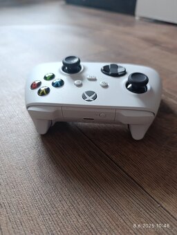 Ovladač Xbox - 2