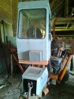 Nakladač UNHZ 750. - 2