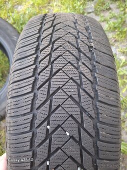 215/65 R16 - 2