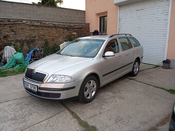 Škoda Octavia 1.6 mpi benzín kombi - 2