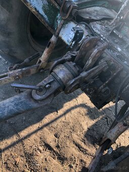 Závěs Zetor 4011 výměna za Super 50. - 2