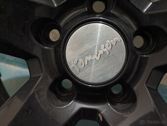 Kola Tomason 19" - 2