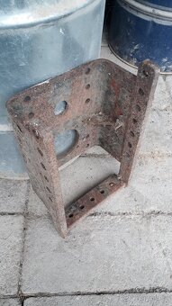 Konzole závěsu Zetor - etáž - 2