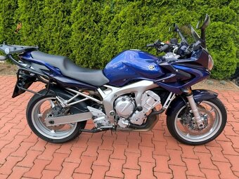 Yamaha Fazer FZ6, TOP STAV, servis. - 2