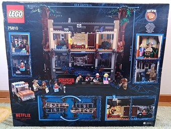 LEGO 75810: Stranger Things - The Upside Down - 2