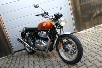Royal Enfield Interceptor 650EFI koupeno v ČR. - 2