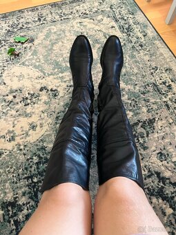 Cerne kozene kozacky nad kolena Geox, vel.38 - 2