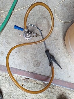 Narážecí hlava - 2