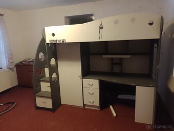 Patrová postel s psacím stolem a skříňí - 2