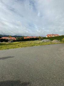 České Libchavy, 1136 m2;Komplet zasíťovány - 2