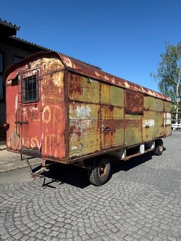 Maringotka vhodná k rekonstrukci - 2