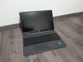 Notebook HP 15S - Core i3, 8GB RAM, 512Gb SSD - 2